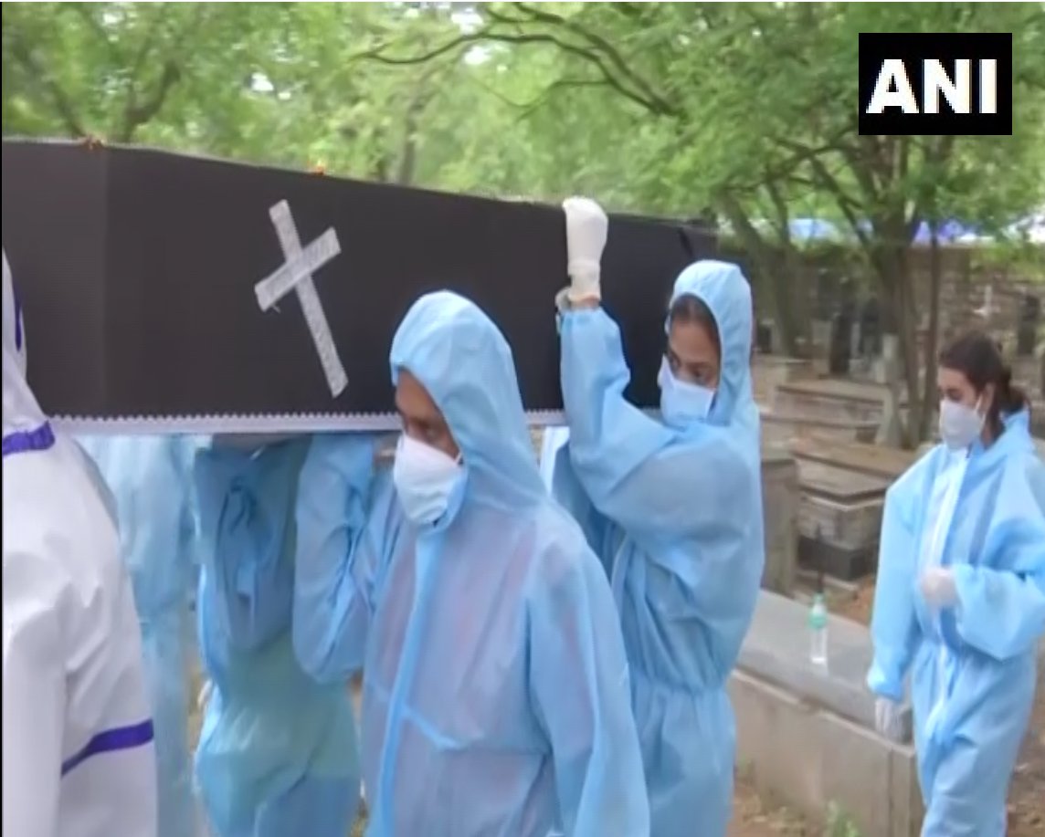 Two Bengaluru girls have been volunteering to help bury corpses of COVID patients. (Photo/ANI) 