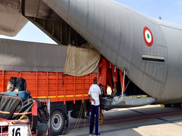 Indian Air Force preparing airlift (Photo Credit: IAF Twitter handle)