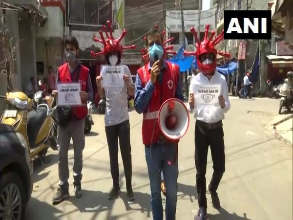 Volunteers of Red Cross Society conducting awareness campaign in Jammu (Photo/ANI)