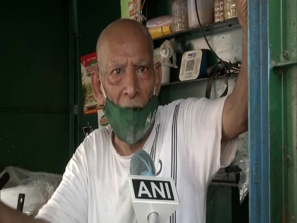 Kanta Prasad, the 80-year-old owner of Baba Ka Dhaba eatery in Delhi speaking to ANI on Tuesday. [Photo/ANI]