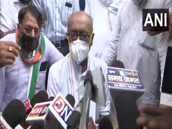 Congress leader Digvijaya Singh in Bhopal. (Photo/ANI)
