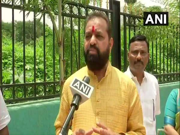 Shiv Sena MLA MLA Dilip Lande (Photo/ANI)