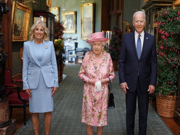 US President Joe Biden and First Lady Jill Biden with Queen Elizabeth (Photo: Biden/Twitter)