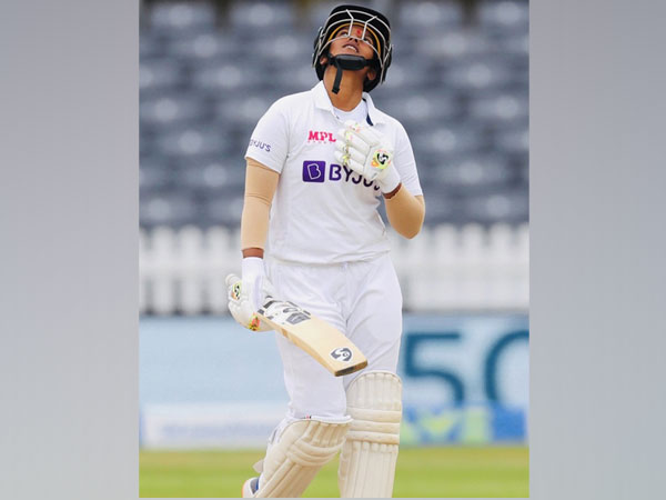 Deepti Sharma (Image: Deepti Sharma's Twitter)