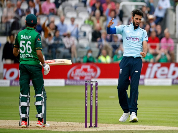 Saqib Mahmood (Photo: Twitter/ICC)