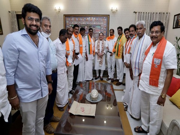 Delegation of MLAs from Puducherry with BJP chief JP Nadda in Delhi (Photo/ANI)