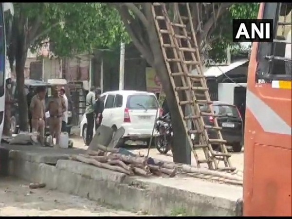 Lucknow ATS conducts searches in Kakori on Sunday. [Photo/ANI]
