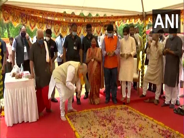 Home Minister Amit Shah inaugurating developmental project in Gujarat (Photo/ANI)