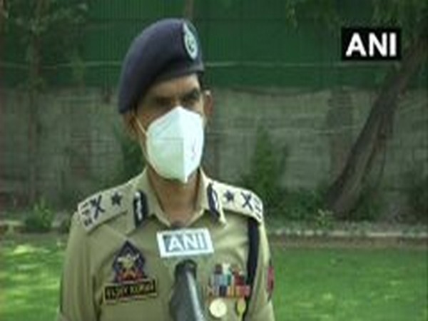 IGP Kashmir, Vijay Kumar speaking to ANI, in Srinagar. [Photo/ANI]