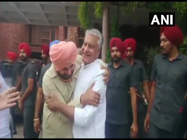 Congress leader Navjot Singh Sidhu meets  Punjab Congress Chief Sunil Jakhar at his residence in Panchkula. (Photo/ANI)