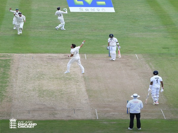 James Anderson celebrates after dismissing Virat Kohli. (Photo/ England Cricket twitter)