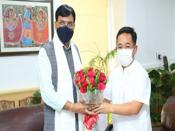 Union Minister Mansukh Mandviya meets CM Prem Singh Tamang