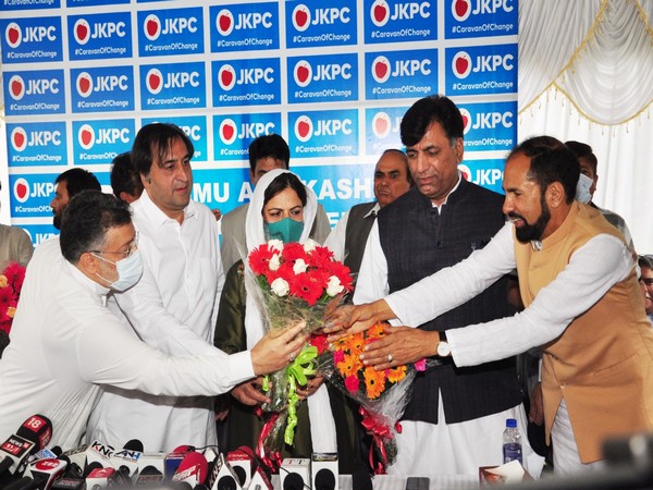 Peoples Conference welcoming new leaders (Photo/Twitter)