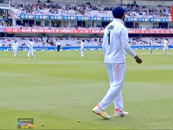 Unruly crowd at Lord's threw champagne corks at KL Rahul. (Photo/ SonyLiv grab)