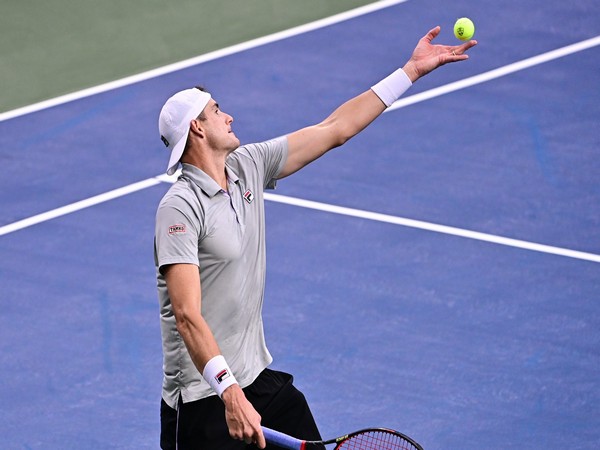 John Isner (Photo: Twitter/Western & Southern Open)