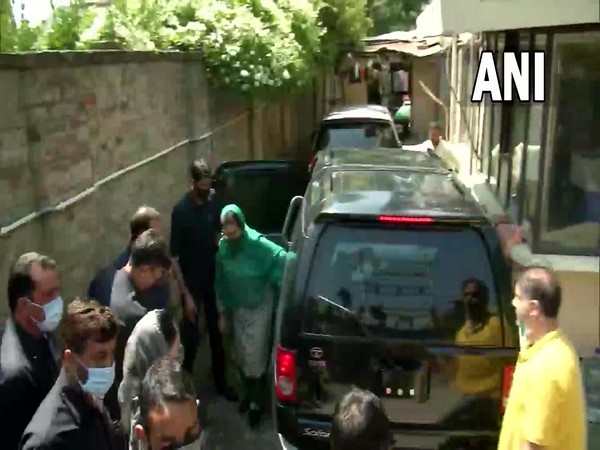 PDP chief Mehbooba Mufti reached ED office in Sringar with her mother