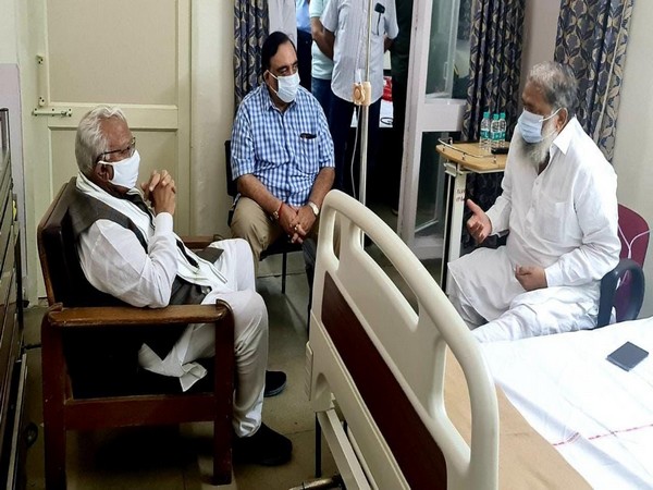 Haryana CM visits Anil Vij at PGI Chandigarh to enquire about his health. [Photo/ANI]
