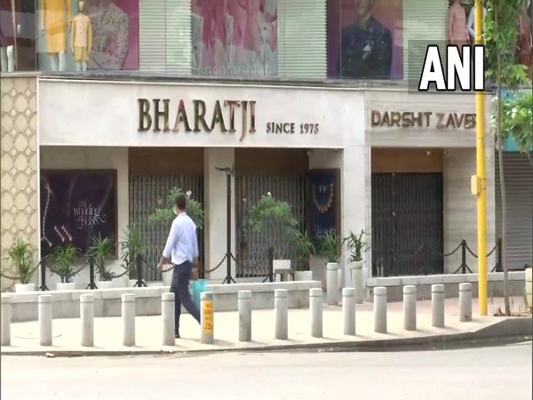 Jewellery shop shut down in Gujarat