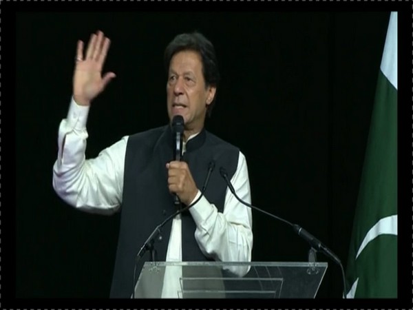 Pakistan Prime Minister Imran Khan (Source: Tehreek-e-Insaf twitter)