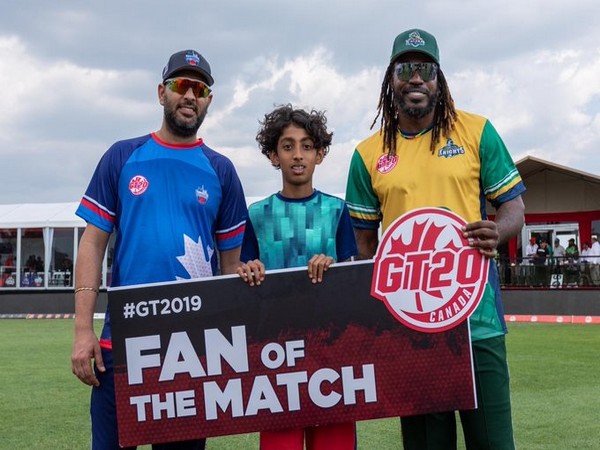 Skipper of Toronto Nationals Yuvraj Singh (L) and skipper of Vancouver Knights Chris Gayle (R) (Photo/ GT20 Canda Twitter)