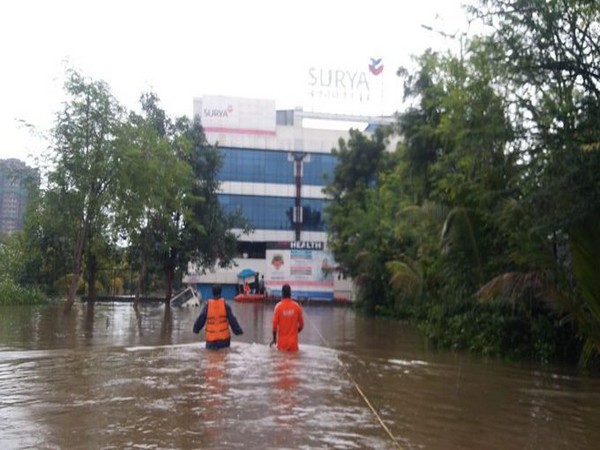 NDRF team rescues patients and staff from a hospital in Pune. Photo/ANI