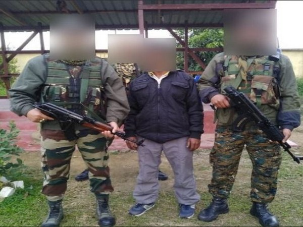 One of the arrested cadres of proscribed group. Photo/Twitter (EasternCommand_IA)