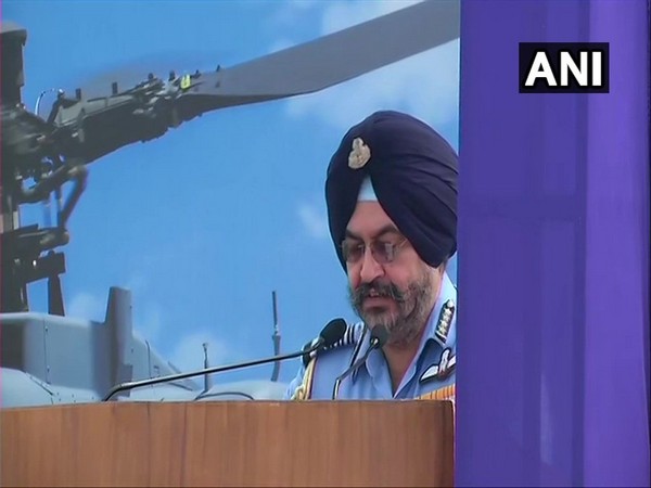 IAF Chief BS Dhanoa speaking at the induction ceremony of Apache attack helicopters. Photo/ANI