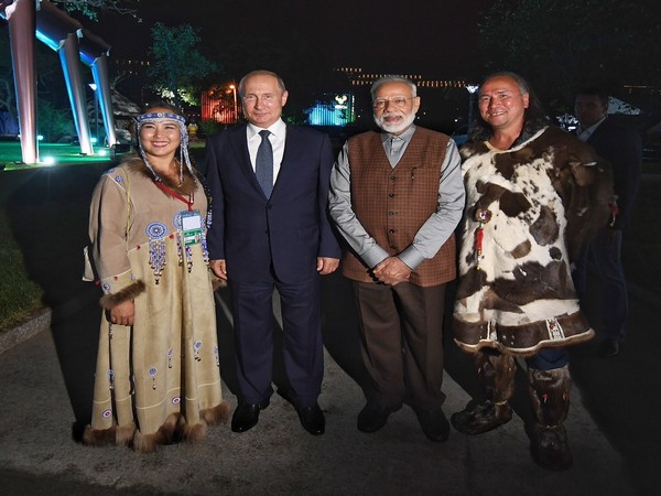 Prime Minister Narendra Modi (R) with Russian President Vladimir Putin (L) on Wednesday