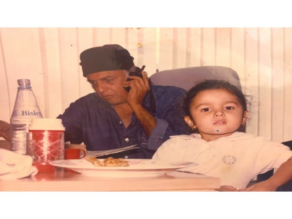 Mahesh Bhatt with Alia Bhatt (Image Courtesy: Twitter)