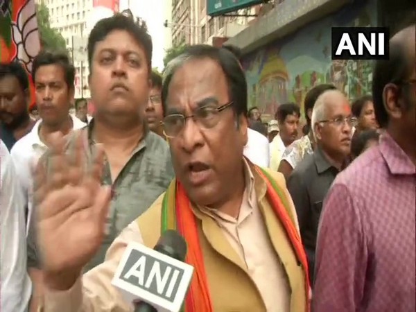 BJP state vice-president Jay Prakash Majumdar speaking to ANI during the protest on Friday. Photo/ANI