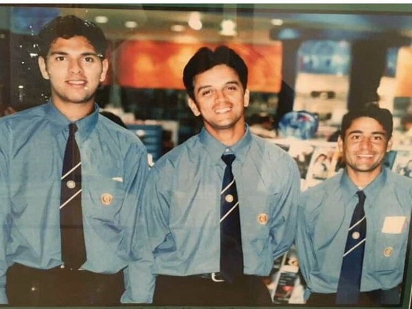 Yuvraj Singh with Rahul Dravid and Vijay Dahiya (Photo/ Yuvraj Singh Twitter)
