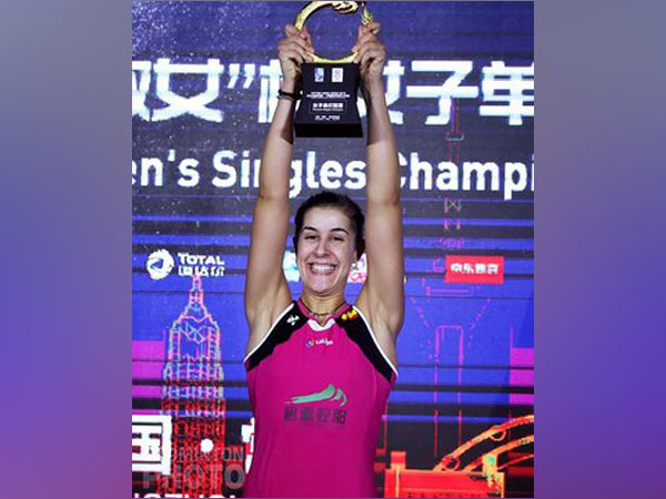 Shuttler Carolina Marin after winning China Open (Photo/ Carolina Marin Twitter)