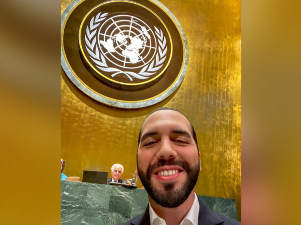 El Salvador President Nayib Bukele's selfie posted on Twitter to his 1.1 million followers. Photo/Twitter