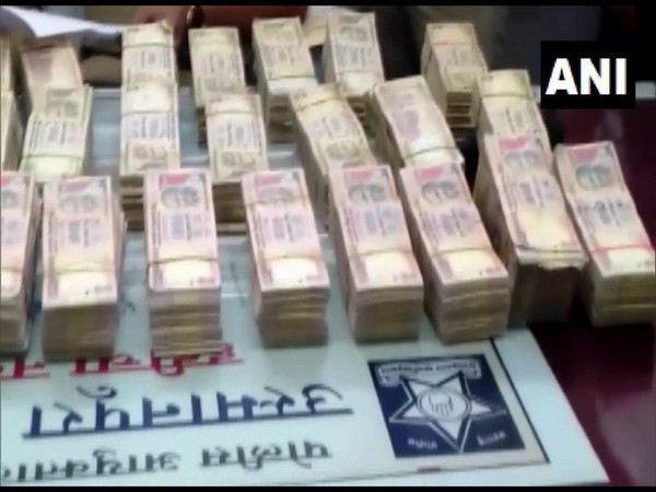 Demonetised currency worth Rs 1 crore seized from three accused. (Photo/ANI)