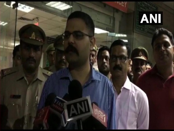 Senior Superintendent of Police (SSP) Vaibhav Krishna talking to reporters on Sunday night. Photo/ANI