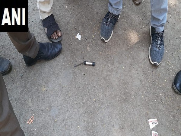 hiv Sena MP Omraje Nimbalkar attacked with knife in Osmanabad on Wednesday [Photo/ANI]