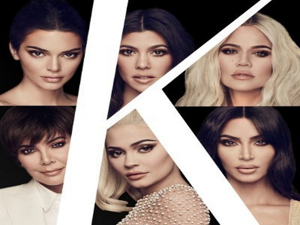 The stars of 'Keeping up with the Kardashians' (Image courtesy: E!Twitter)