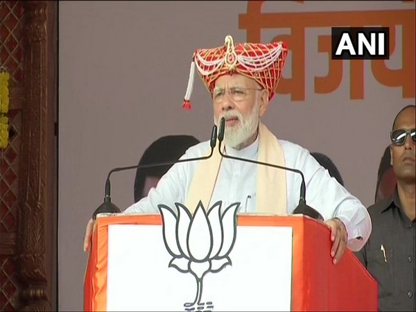 Prime Minister Narendra Modi addressing a public gathering in Maharashtra's Satara on Thursday. Photo/ANI