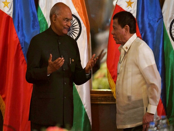 President Ram Nath Kovind with Philippines President Rodrigo Roa Duterte in Manila on Friday