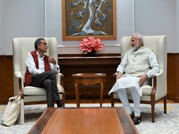Nobel laureate Abhijit Banerjee with Prime Minister Narendra Modi in New Delhi on Tuesday. (Photo Source: Narendra Modi Twitter)