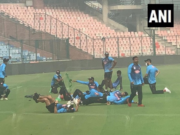 Bangladesh players train at Arun Jaitley Stadium