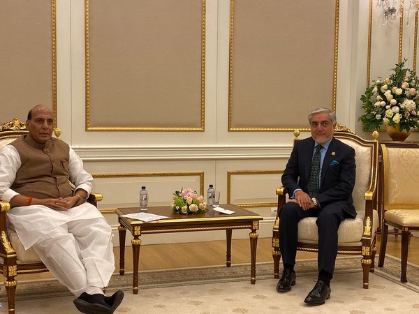 Defence Minister Rajnath Singh with Dr Abdullah Abdullah, the Chief Executive of Afghanistan in Tashkent on Saturday (Photo/RMO India Twitter)