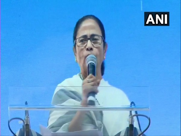 West Bengal Chief Minister Mamata Banerjee addressing a public gathering in Murshidabad on Wednesday. Photo/ANI