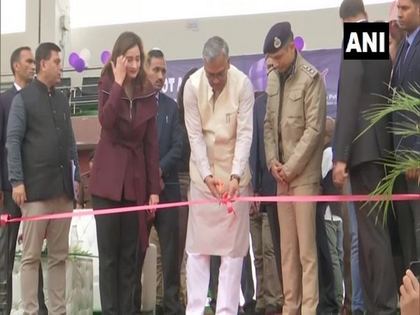 Uttarakhand Chief Minister Trivendra Singh Rawat inaugurating Hot Air Balloon Festival in Dehradun. Photo/ANI