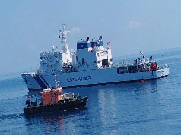 Coast Guard conducted a two-day pollution response exercise. (Photo tweeted by Coast Guard)