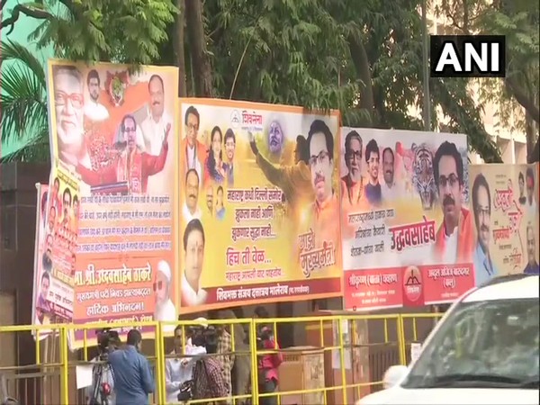 Hoardings and banners seen in Mumbai congratulating Shiv Sena chief and leader of 'Maha Vikas Aghadi', Uddhav Thackeray on Friday [Photo/ANI]