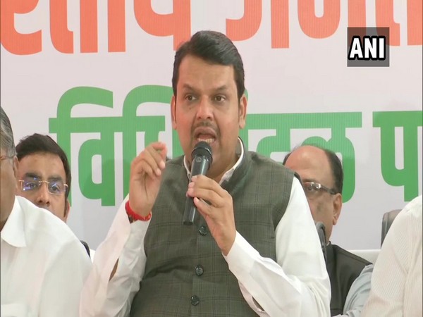 Former Maharashtra chief minister and BJP leader Devendra Fadnavis addressing a press conference in Nagpur, Maharashtra on Sunday. Photo/ANI