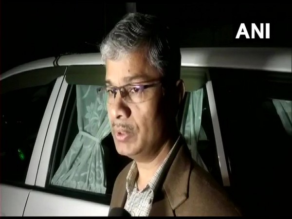 Lucknow Divisional Commissioner Mukesh Meshram talking to reporters in Lucknow on Thursday. Photo/ANI
