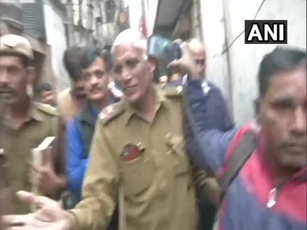 Crime Branch of Delhi Police taking main accused Rehan to the factory in Anaj Mandi, Delhi. Photo/ANI