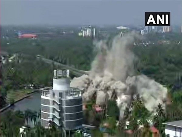 A visual of H2O Holy Faith apartment tower in Maradu being demolished through controlled implosion on Saturday. Photo/ANI